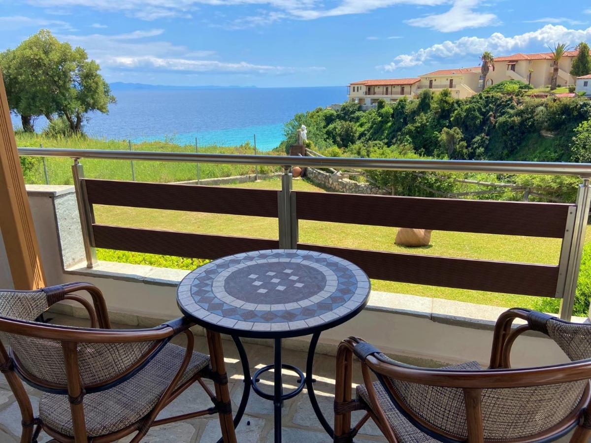 Апартаменты Marianna Sea View Afitos Экстерьер фото